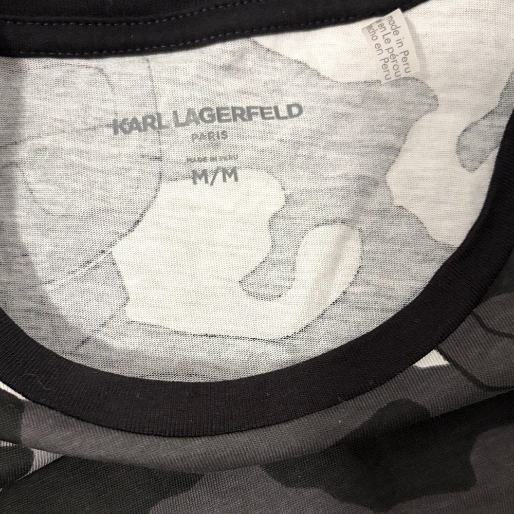 Karl Lagerfeld Mens Camo Graphic Tee in Black & Gray - Picture 2 of 4
